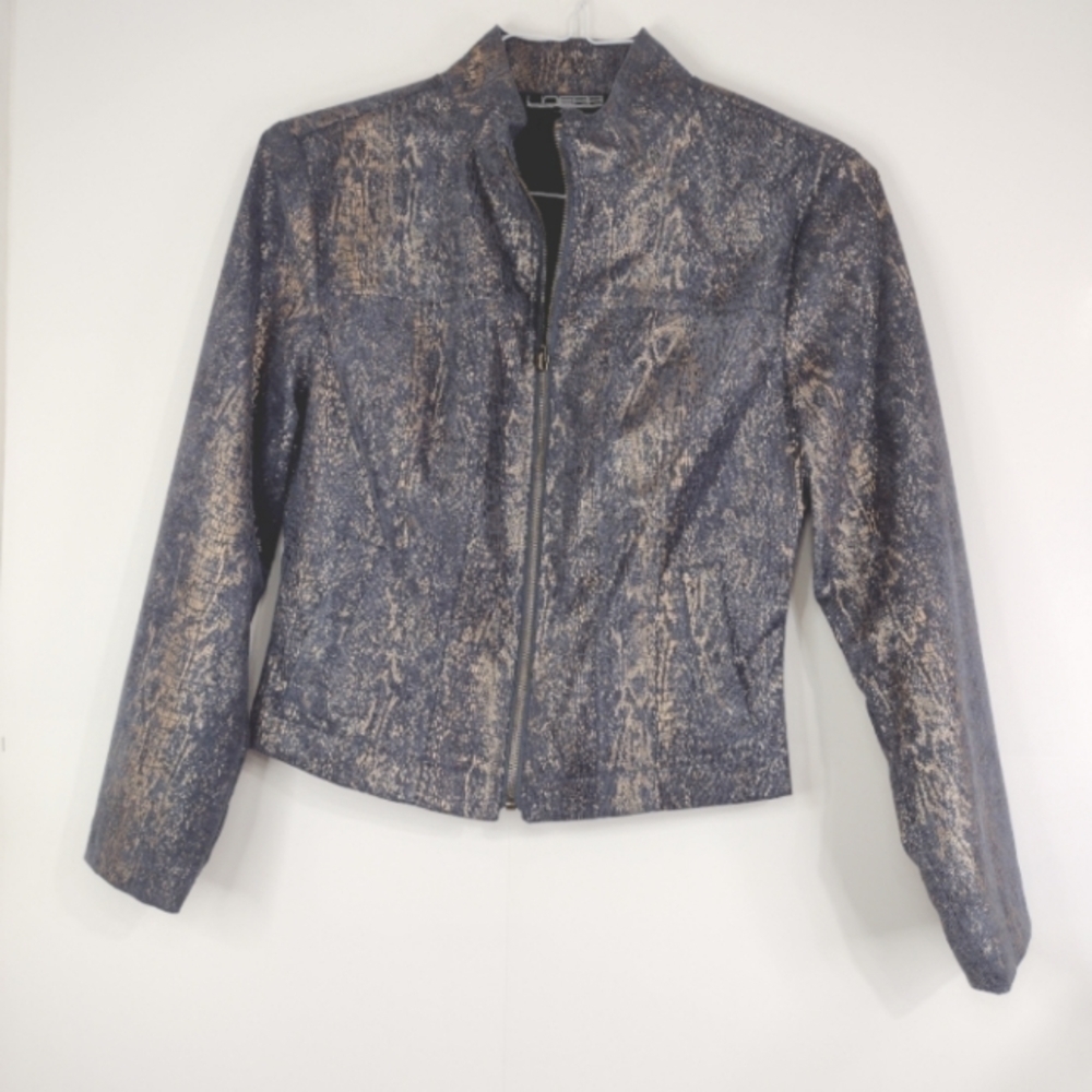 Linear light weight jacket size ((S)